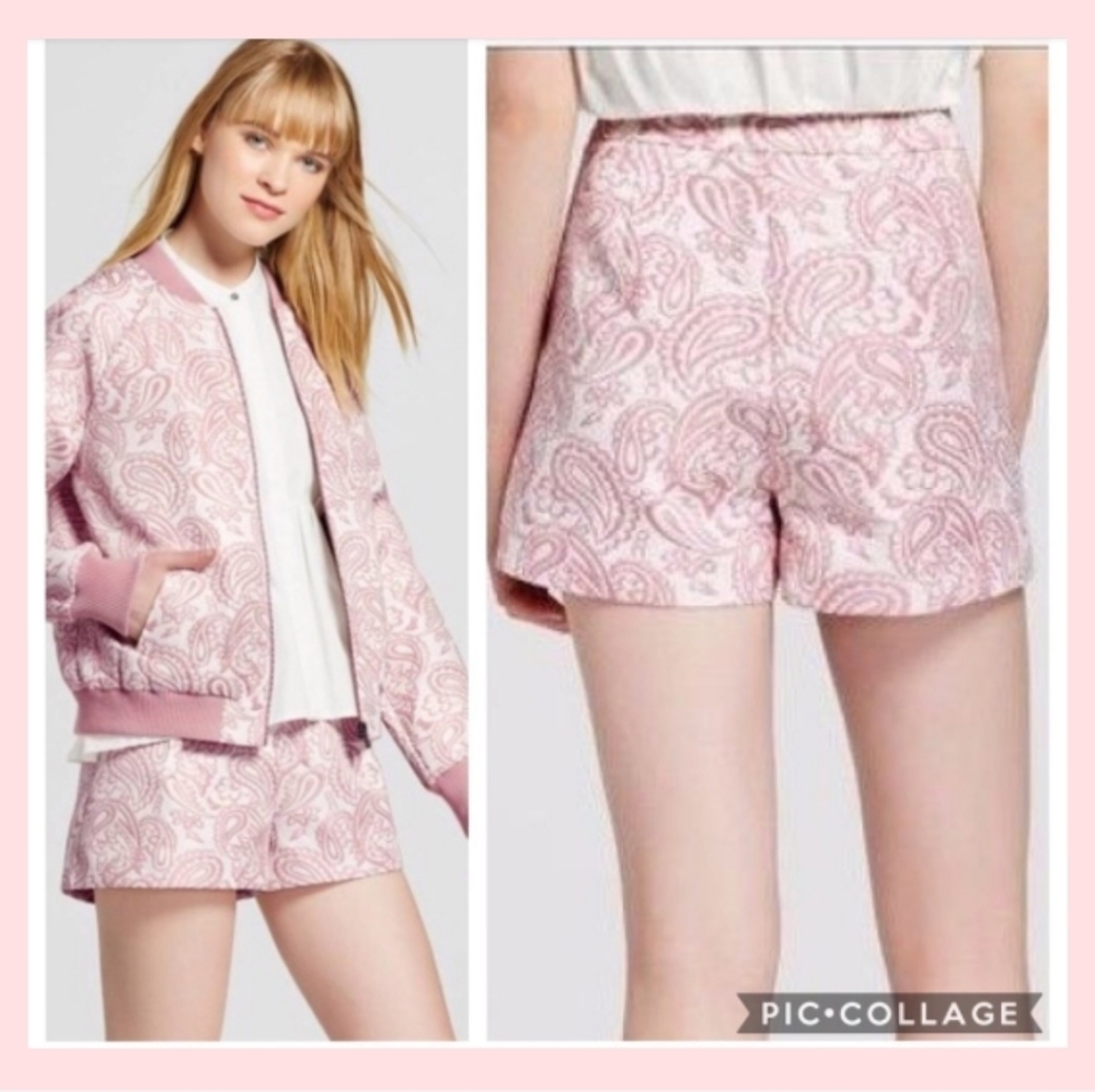 🌺 Victoria Beckham Paisley Dust Rose Shorts Size 22W